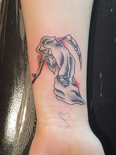 Explore lifeline tattoo ideas, creative tattoo ideas in Muskogee, available at J & G Tattoo & Body Piercing