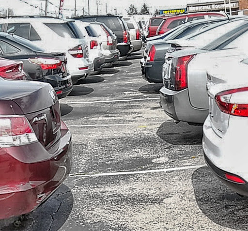 Used Car Dealer «United Auto Used Car Sales & Service of Louisville, Ky», reviews and photos, 5501 Fern Valley Rd, Louisville, KY 40228, USA