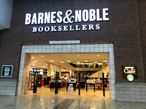 Barnes & Noble, 3 S Tunnel Rd, Asheville, NC 28805, USA, 
