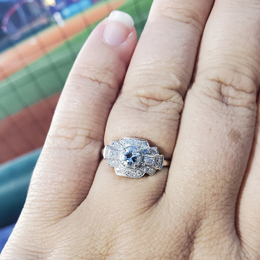 Jewelry Store «EraGem», reviews and photos, 12000 NE 8th St #101, Bellevue, WA 98005, USA