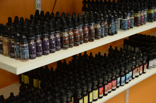 Vaporizer Store «Discover Vapin», reviews and photos, 231 E High St, Mooresville, IN 46158, USA