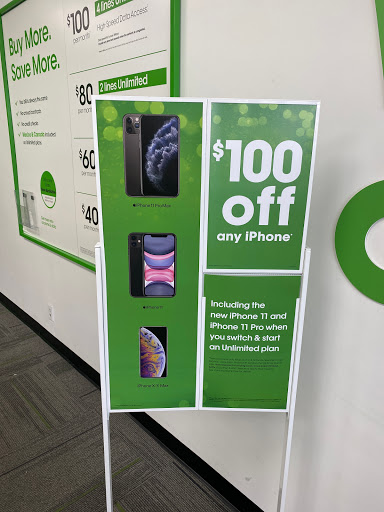 Cell Phone Store «Cricket Wireless Authorized Retailer», reviews and photos, 1061 N State College Blvd a, Anaheim, CA 92806, USA