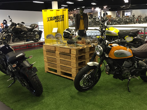 Motorcycle Parts Store «CROSS COUNTRY CYCLE», reviews and photos, 911 Middlesex Ave, Metuchen, NJ 08840, USA