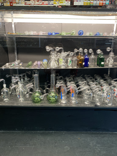 Tobacco Shop «Puffs Smoke Shop», reviews and photos, 9458 Whittier Blvd, Pico Rivera, CA 90660, USA