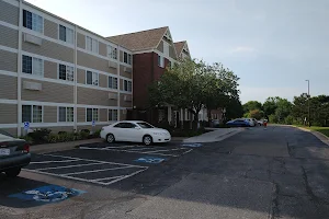 Extended Stay America - Kansas City - Airport - Tiffany Springs image