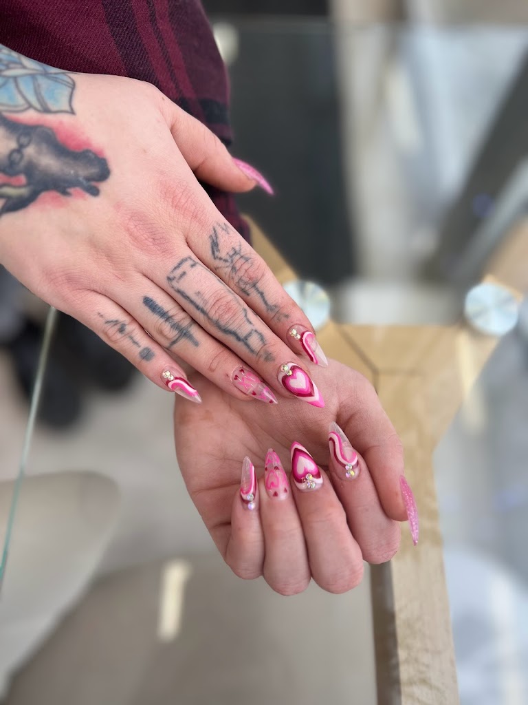 Chicago Nail Room 60647