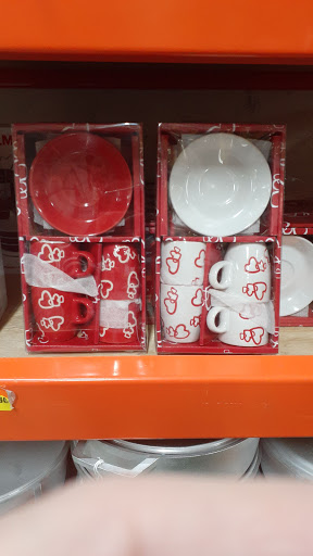 Supermarket «Rey Chavez Distributors Corporation», reviews and photos, 780 W 17th St, Hialeah, FL 33010, USA