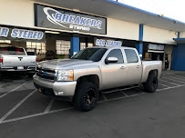 Breakers Stereo and Performance