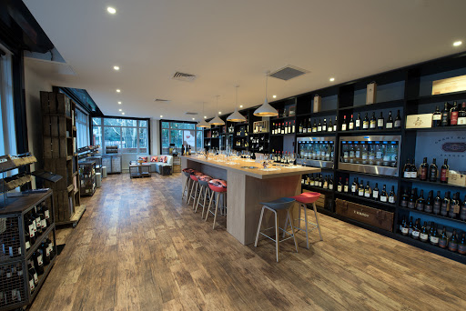 Cellar One Wine Shop / Weybridge