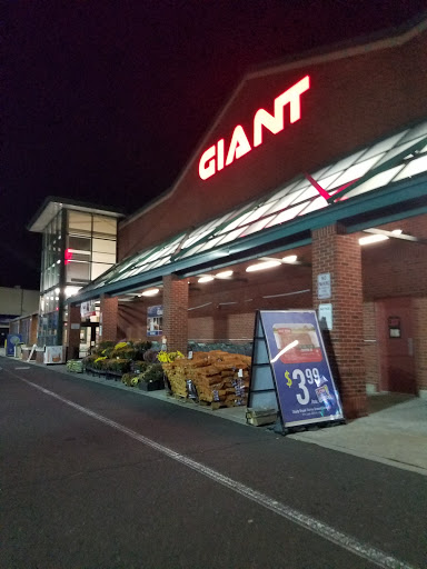 Grocery Store «Giant Food Stores», reviews and photos, 1055 Bustleton Pike, Feasterville-Trevose, PA 19053, USA