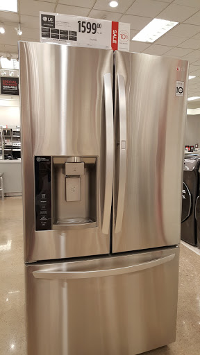 Shopping Mall «Towne East Square», reviews and photos, 7700 E Kellogg Dr, Wichita, KS 67207, USA