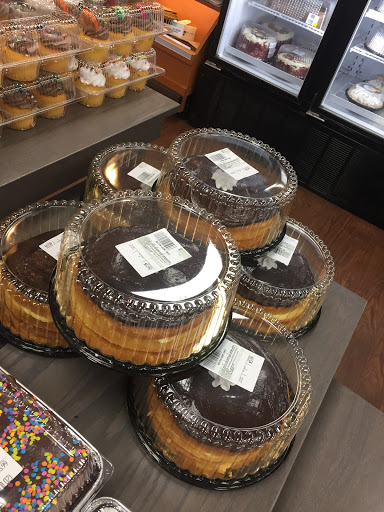 Grocery Store «Alpine Market Place», reviews and photos, 604 W Broad St, Linden, MI 48451, USA