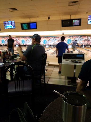 Bowling Alley «Camelot Bowl», reviews and photos, 801 Beltline Rd, Collinsville, IL 62234, USA