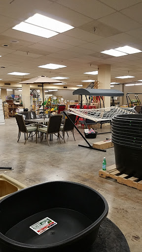 Department Store «Coastal Farm & Ranch», reviews and photos, 1900 McLoughlin Blvd, Oregon City, OR 97045, USA