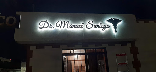 Dr Manuel Santoyo