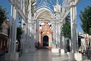 Plaza de la Virgen del Rocío (placa) image