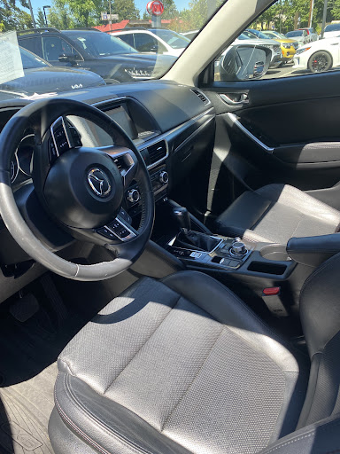 Hyundai Dealer «Hyundai of Portland», reviews and photos, 12345 E Burnside St, Portland, OR 97233, USA