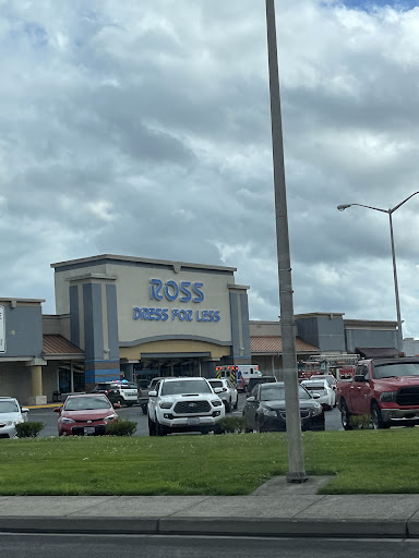 Clothing Store «Ross Dress for Less», reviews and photos, 620 Triangle Shopping Center, Longview, WA 98632, USA