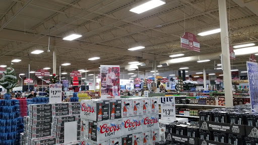 Liquor Store «Lukas Liquor Superstore», reviews and photos, 13657 Washington St, Kansas City, MO 64145, USA