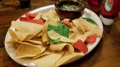 Restaurant «Irish Bred Pub & Grill», reviews and photos, 210 Adamson Square, Carrollton, GA 30117, USA