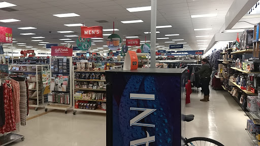 Department Store «Marshalls», reviews and photos, 2240 Bridgepointe Pkwy, San Mateo, CA 94404, USA