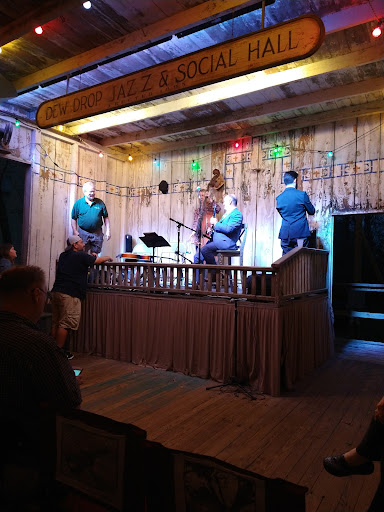 Live Music Venue «Dew Drop Jazz & Social Hall», reviews and photos, 430 Lamarque St, Mandeville, LA 70448, USA