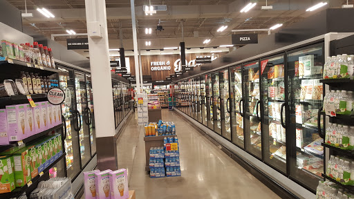 Grocery Store «Earth Fare North Canton», reviews and photos, 3939 Everhard Rd NW, North Canton, OH 44709, USA