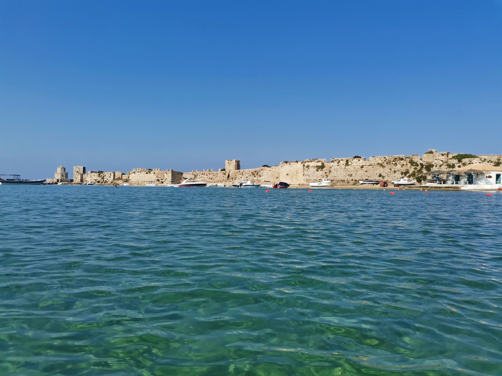 Fotografija Paralia Methonis z visok stopnjo čistoče