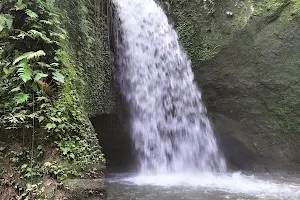 Manuaba Waterfall image