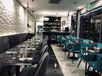 Atmosphère du Restaurant italien Fratello Restaurant Lounge à Le Kremlin-Bicêtre - n°15