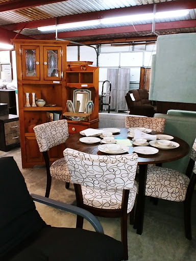 Antique Store «Peddlers Mall Antique & Specialty Shoppes», reviews and photos, 2350 US Hwy 27 S, Sebring, FL 33870, USA