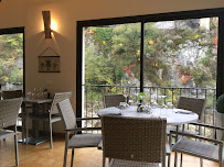Atmosphère du Restaurant Le Vieux Moulin à La Roque-en-Provence - n°2