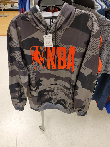 Department Store «Marshalls & HomeGoods», reviews and photos, 6128 Grand Ave, Gurnee, IL 60031, USA