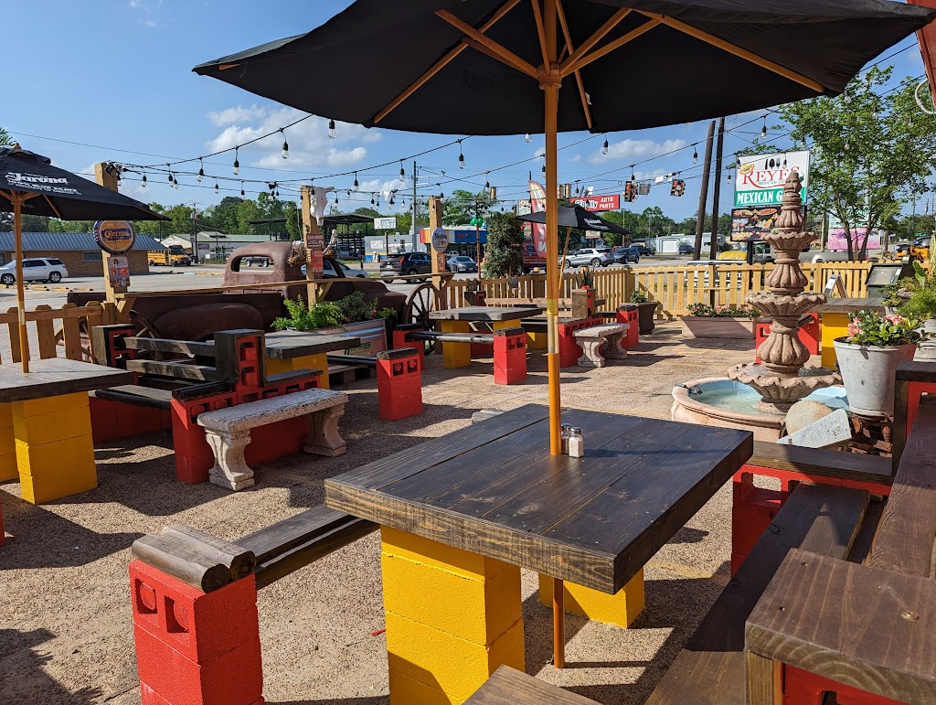 Reyes Mexican Grill 77327