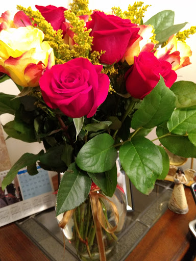 Florist «Viviano Flower Shop», reviews and photos, 49970 Gratiot Ave, New Baltimore, MI 48051, USA