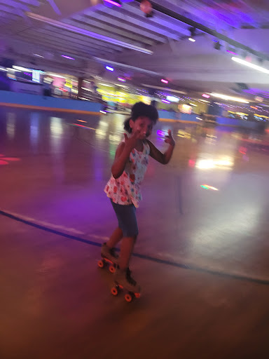 Sporting Goods Store «Hyde Park Roller Magic», reviews and photos, 4178 Albany Post Rd, Hyde Park, NY 12538, USA