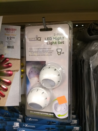 Grocery Store «Grocery Outlet Bargain Market», reviews and photos, 426 W Harder Rd, Hayward, CA 94544, USA