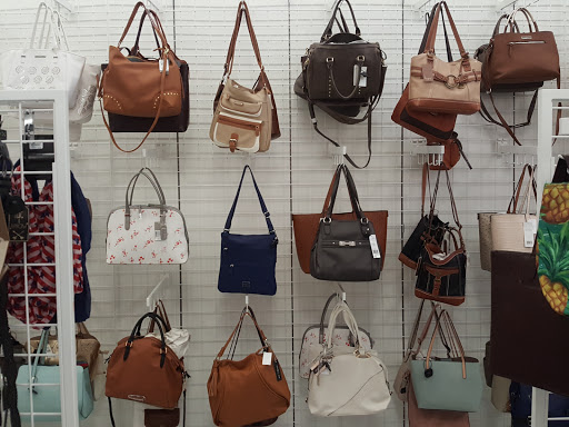 Department Store «Bealls Outlet», reviews and photos, 2710 Tamiami Trail E, Naples, FL 34112, USA