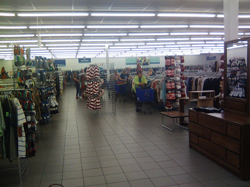 Thrift Store «Darboy Goodwill Retail Store & Training Center», reviews and photos