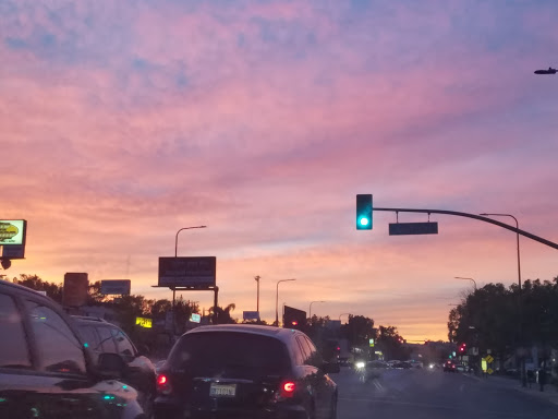 Shopping Mall «Gateway Plaza», reviews and photos, 21929 Ventura Blvd, Los Angeles, CA 91364, USA