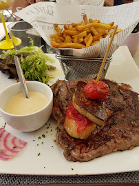 Steak du Restaurant français La Villa du Marché à Salles - n°15