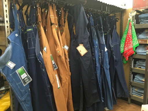 Home Improvement Store «Tractor Supply Co.», reviews and photos, 134 Bridge St, Pelham, NH 03076, USA