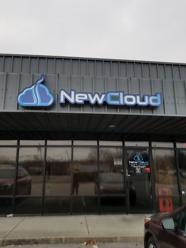 Tobacco Shop «New Cloud Vapor Vape Shop», reviews and photos, 1725 E 10th St d, Jeffersonville, IN 47130, USA