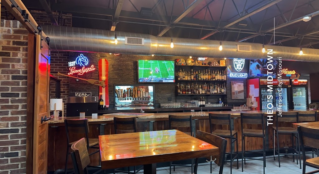 Theo's Midtown 65109