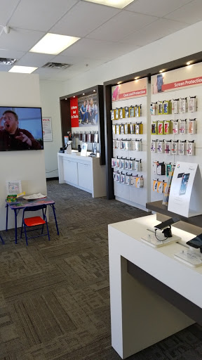 Cell Phone Store «Verizon Authorized Retailer - A Wireless», reviews and photos, 4101 2nd Ave W #100, Williston, ND 58801, USA