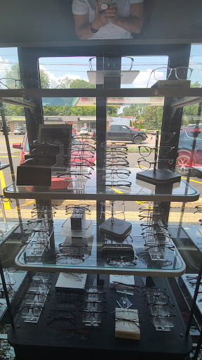 Optician «Visions Optical», reviews and photos, 2615 Orchard Lake Rd, Sylvan Lake, MI 48320, USA