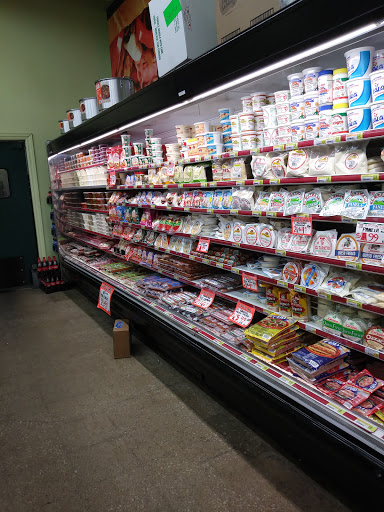 Supermarket «Familia Fresh Market Berwyn», reviews and photos, 3308 S Oak Park Ave, Berwyn, IL 60402, USA