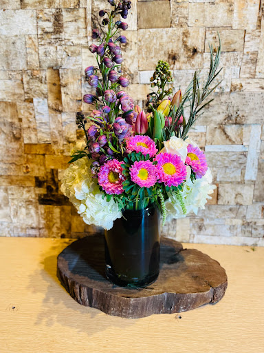 Florist «Natural Simplicity», reviews and photos, 223 Main St, El Segundo, CA 90245, USA