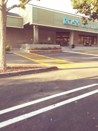 Clothing Store «Ross Dress for Less», reviews and photos, 46551 Mission Blvd, Fremont, CA 94539, USA