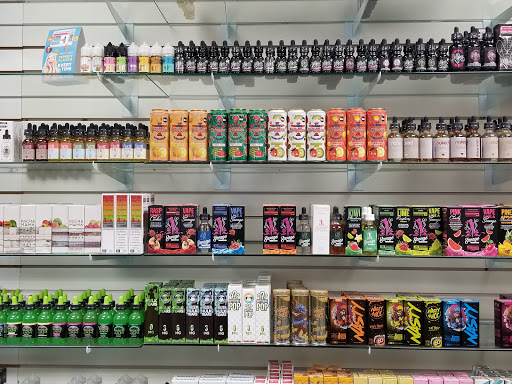 Tobacco Shop «Habits Vape & Smoke shop», reviews and photos, 8391 Folsom Blvd, Sacramento, CA 95826, USA